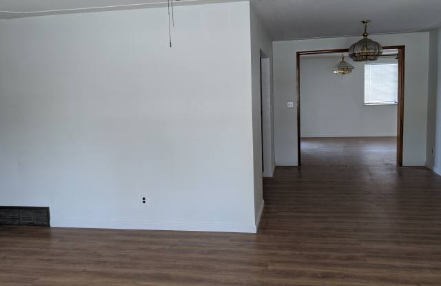 7871 West Florida Drive Gallery 3