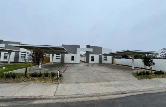 449 Acacia Street - 4 photos photos