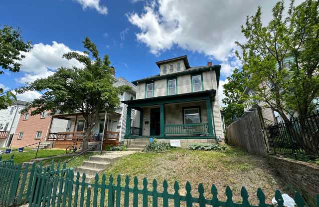 Indianola Ave 1462 NPR photos photos