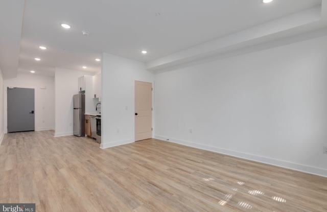 3842 FAIRMOUNT Avenue Gallery 4