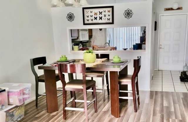 107 SHADY OAK Drive Gallery 4