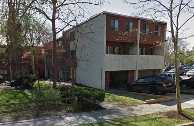 3-bedroom, 1.5-bathroom townhome close to downtown - 250 East Foster Avenue, State College, PA 16801