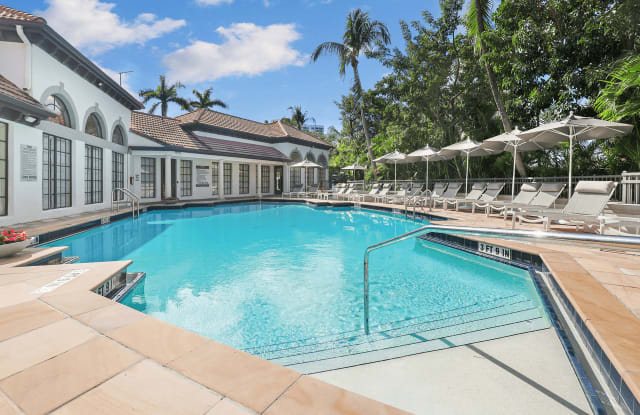 Promenade at Aventura Apartments Gallery 2