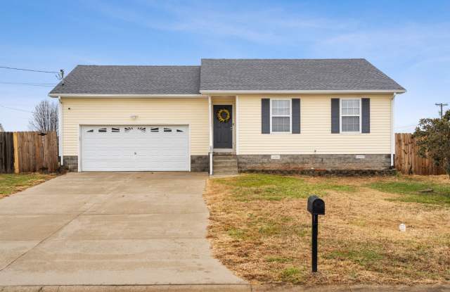 Spacious 3-Bedroom, 2-Bath Rental with Garage and Fenced Yard Gallery 1