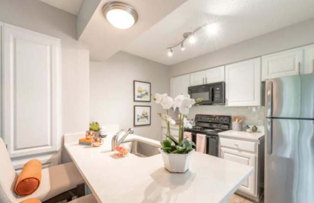 3581 N Hills Dr Gallery 2