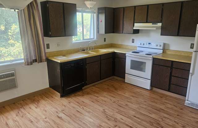 CUTE 2 BEDROOM IN MIDTOWN photos photos