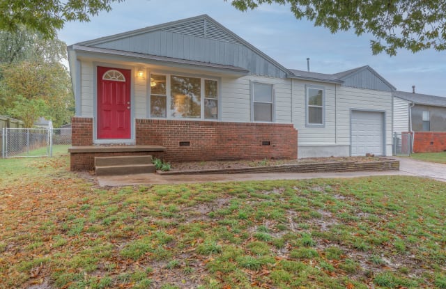 878 North Darlington Avenue - 878 North Darlington Avenue, Tulsa, OK 74115