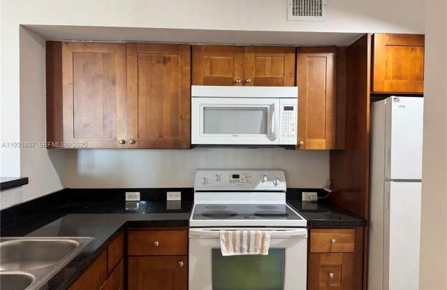 11145 SW 6th St photos photos