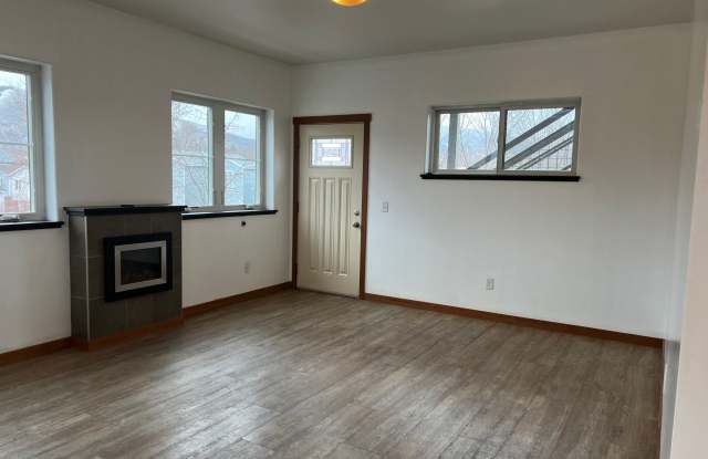 105 South Inez Street - B photos photos