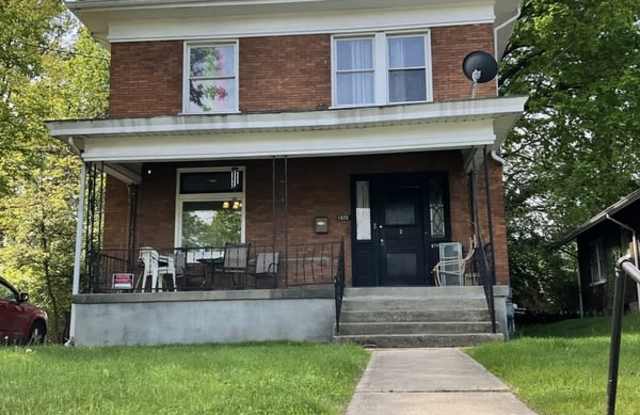 1825 Clarion Ave photos photos