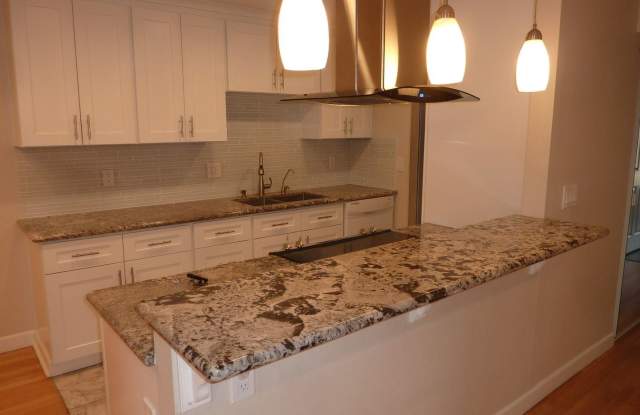 4912 Gardenia Way Gallery 2