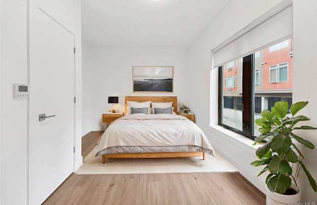 645 N MACQUESTEN PARKWAY unit: 3B photos photos