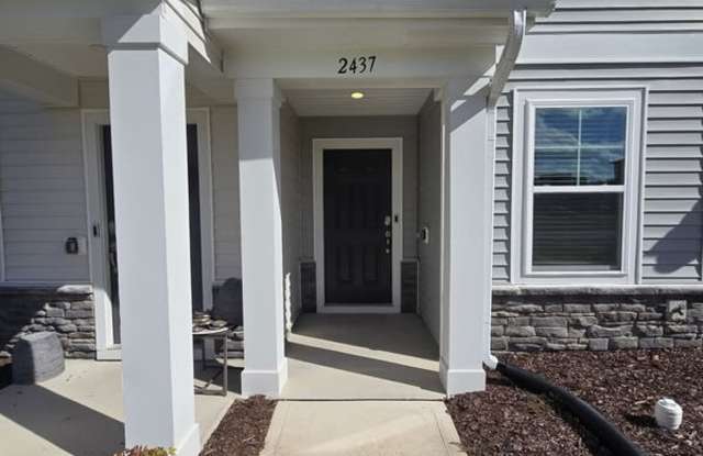 2437 Kasota Lane Gallery 3