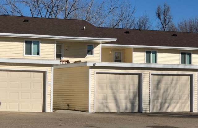 1702 NW Pine Rd - 1702 Northwest Pine Road, Ankeny, IA 50023