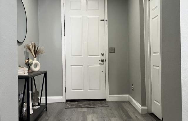 1842 Boardwalk Drive Gallery 4