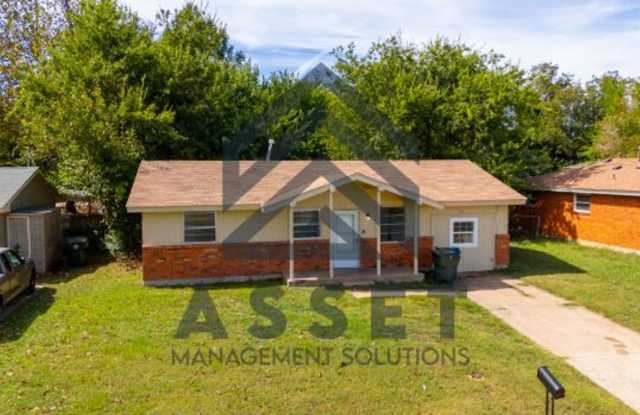 Charming 4-Bedroom Home with Fresh Updates in Midwest City photos photos