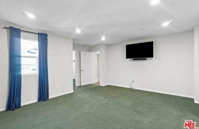 1203 Beach Lane - 1203 Beach Lane, West Carson, CA 90710