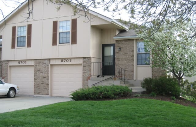 8701 North Chatham Avenue - 8701 North Chatham Avenue, Kansas City, MO 64154