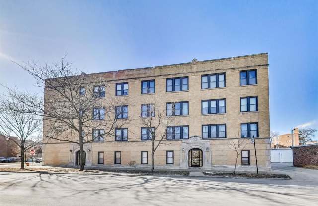 6150 N RAVENSWOOD Avenue unit: 3 photos photos