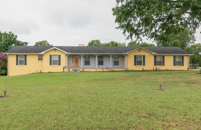 414 Northside Dr - 414 Northside Drive, Nashville, TN 37115