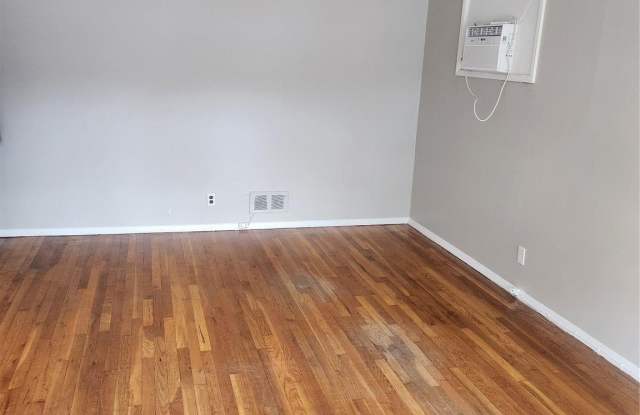 259-30 61st Avenue Gallery 4