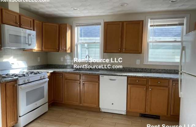 1094 Cambridge St. photos photos