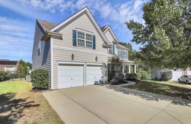 2108 Oakcliffe Court photos photos