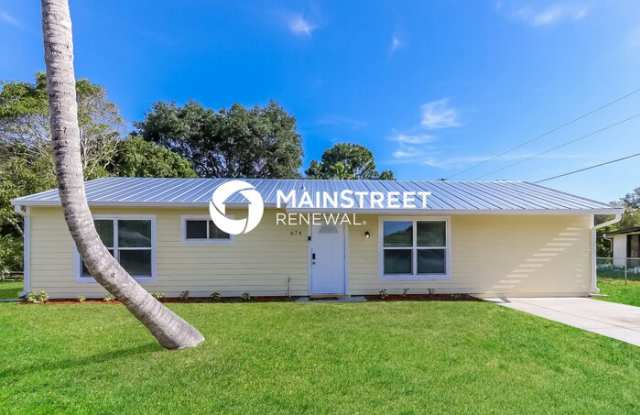 674 23rd Place Southwest - 674 23rd Place Southwest, Florida Ridge, FL 32962