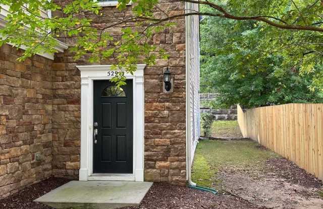 529 Perrault Drive Gallery 4
