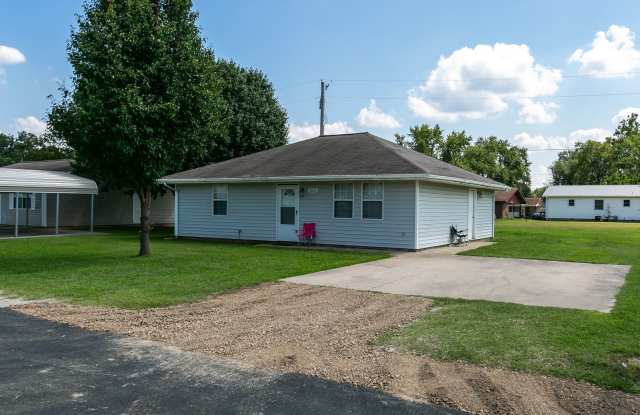 Nice 2 bedroom, 1 bath house - 606 West Johnson Street, Stilwell, OK 74960 Nice 2 bedroom, 1 bath house - 606 West Johnson Street, Stilwell, OK 74960