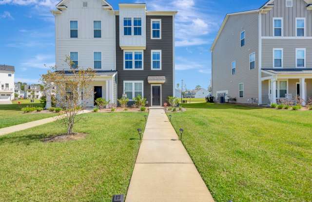 Recess Pointe’s One and Only Duplex! 3 Stories of Comfort Convenience photos photos Recess Pointe’s One and Only Duplex! 3 Stories of Comfort Convenience photos photos