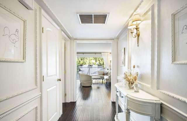 434 S Canon Dr Apt 302 - 434 Canon Drive, Beverly Hills, CA 90212