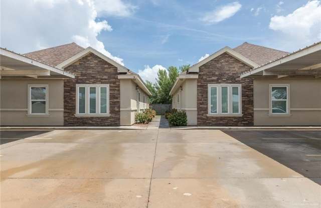 3801 Tinsley Avenue unit: 3 photos photos