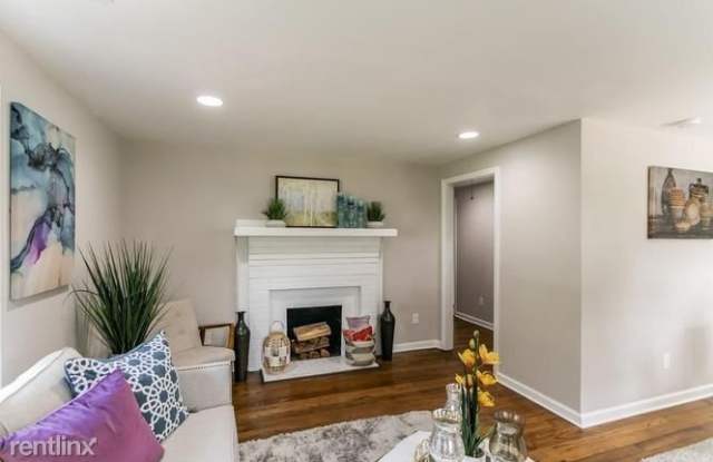 984 Estes Dr SW Gallery 3