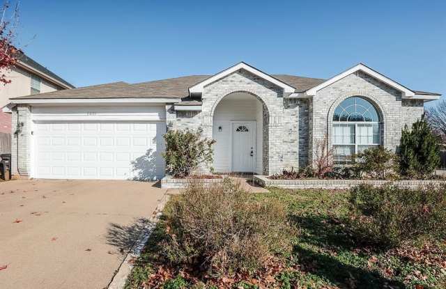 2800 Clovermeadow Drive - 2800 Clovermeadow Drive, Fort Worth, TX 76123
