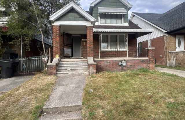 19539 Hickory St photos photos