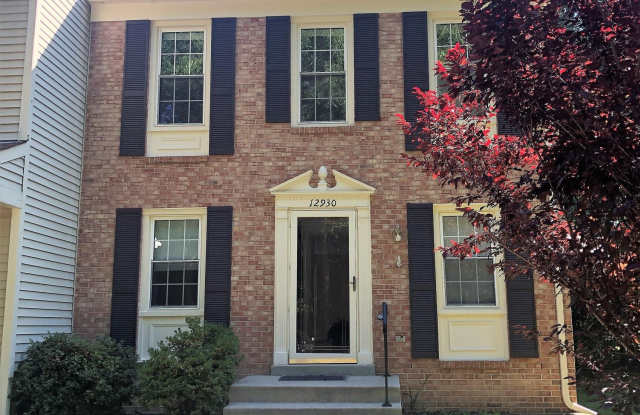 12930 LOCKLEVEN LANE - 12930 Lockleven Lane, Lake Ridge, VA 22192