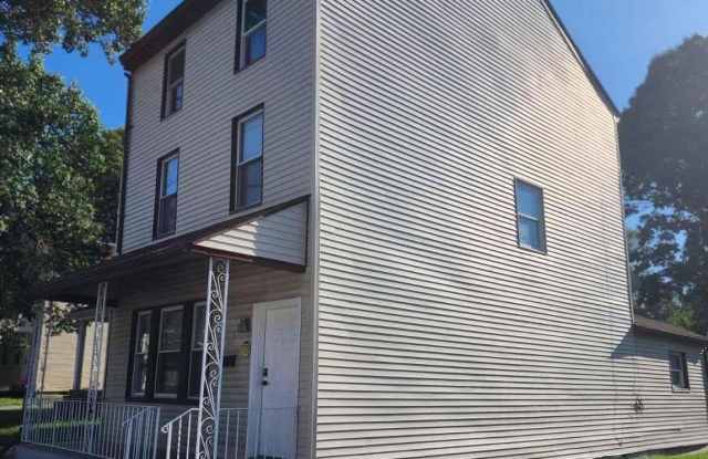 211 BROAD Street - 211 Broad Street, Beverly, NJ 08010