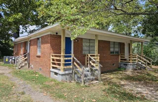 308 N Oak St photos photos