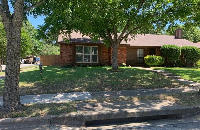 2316 Dalewood Lane - 2316 Dalewood Lane, Bedford, TX 76022