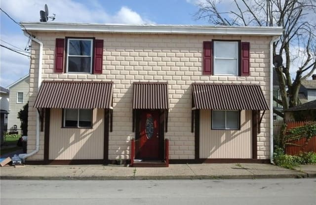 565 East Madison St - 565 East Madison Street, Rochester, PA 15074