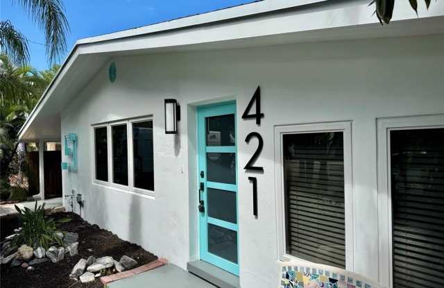 421 NE 21st Ct photos photos