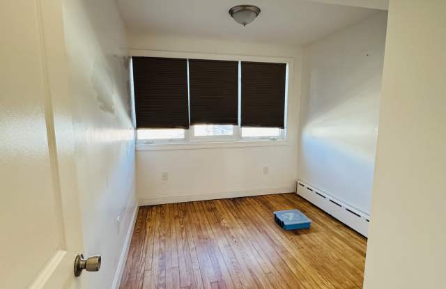 92 Lester Street photos photos