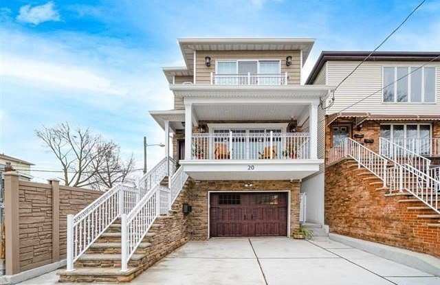 20 EVERGREEN ST photos photos