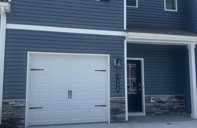 3458 Tyee Crossing photos photos