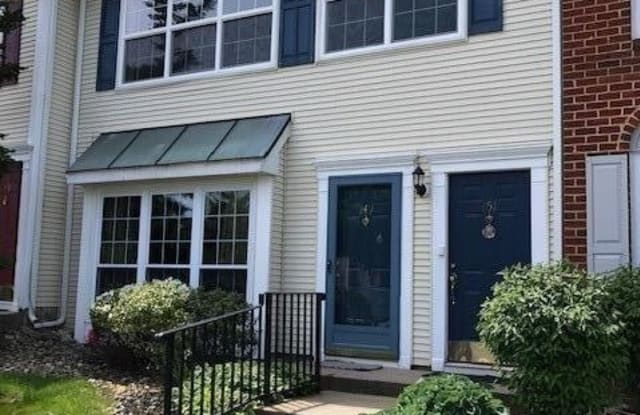 151 gregory Lane - 151 Gregory Lane, Franklin Park, NJ 08823