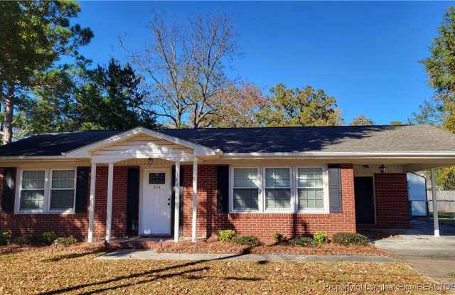 304 W 16th Street - 304 West 16th Street, Lumberton, NC 28358