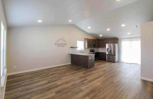 3 Bedroom, 2 Bath Home in Pasco Gallery 3