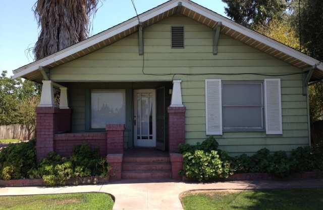 Stockton Country Home - 5108 California 88, San Joaquin County, CA 95215