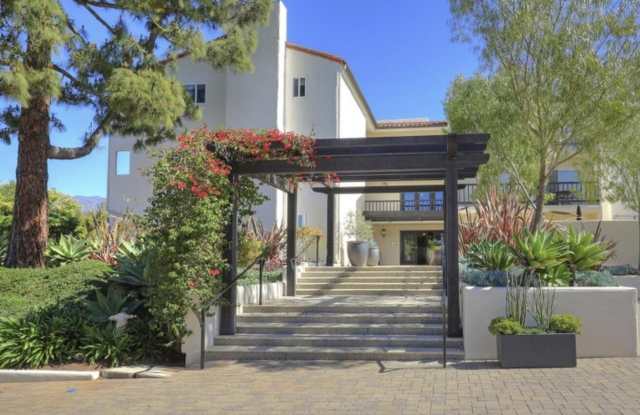 1042 Fairway Road photos photos